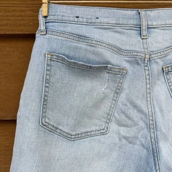 Gap Girlfriend High Rise Light Blue Denim Ankle Crop Jeans Sz 8 - Picture 11 of 13